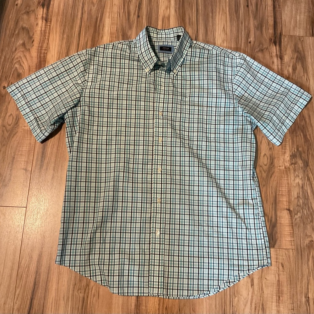 Arrow Men's Blue and White Plaid Button Down Shirt
